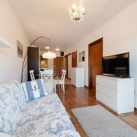 Nowoczesny Apartament W Helskiej Villi W Helu Exterior photo